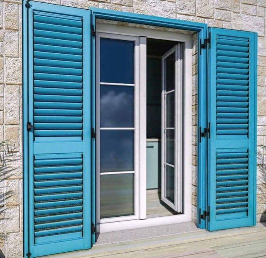 Komarnik na PVC prozoru